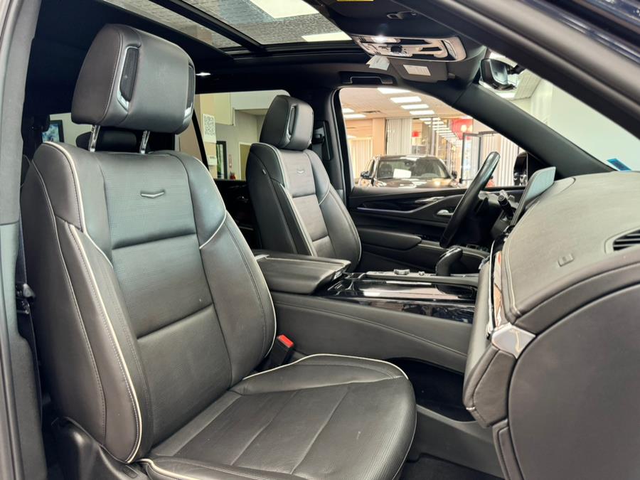 2023 Cadillac Escalade 4WD 4dr Sport photo