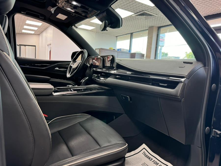 2023 Cadillac Escalade 4WD 4dr Sport photo
