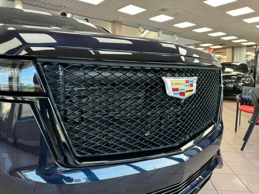 2023 Cadillac Escalade 4WD 4dr Sport photo