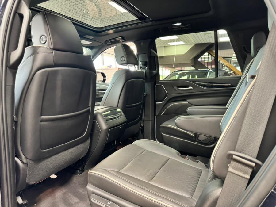 2023 Cadillac Escalade 4WD 4dr Sport photo