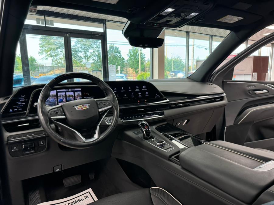 2023 Cadillac Escalade 4WD 4dr Sport photo
