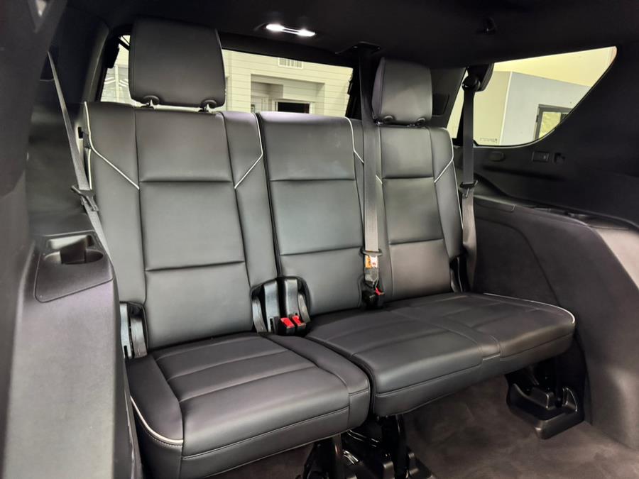 2023 Cadillac Escalade 4WD 4dr Sport photo