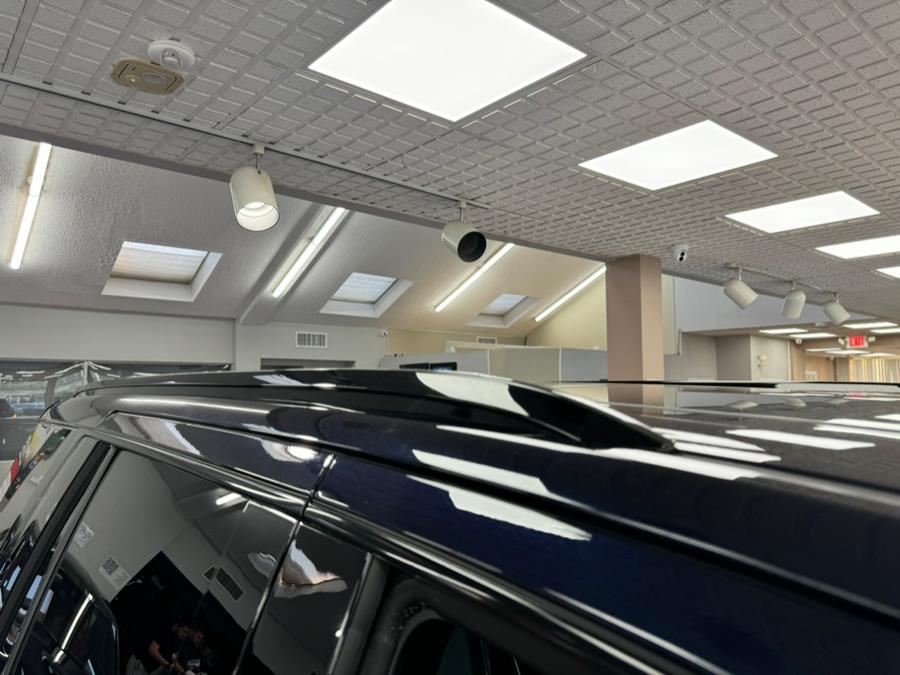 2023 Cadillac Escalade 4WD 4dr Sport photo