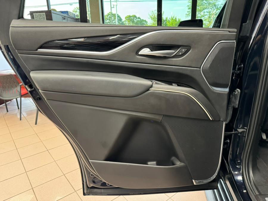 2023 Cadillac Escalade 4WD 4dr Sport photo