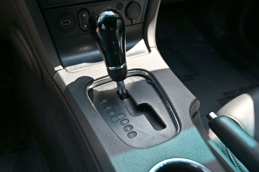 2002 Ford Thunderbird Deluxe photo
