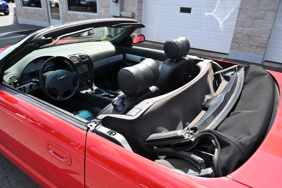 2002 Ford Thunderbird Deluxe photo