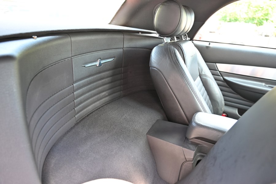2002 Ford Thunderbird Deluxe photo