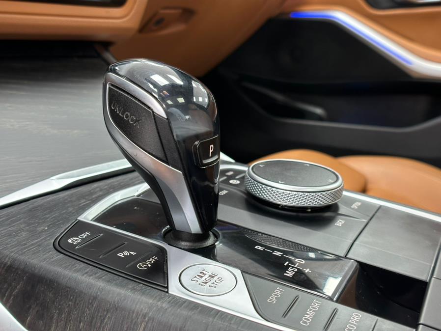 2021 BMW 3-Series 330i xDrive Sedan North Americ photo