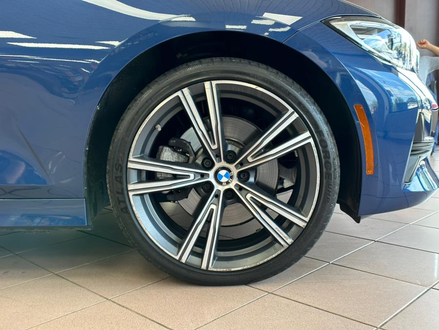 2021 BMW 3-Series 330i xDrive Sedan North Americ photo