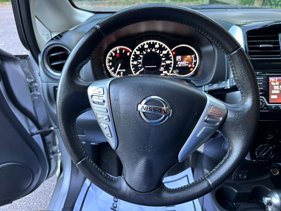 2017 Nissan Versa Note SV CVT photo