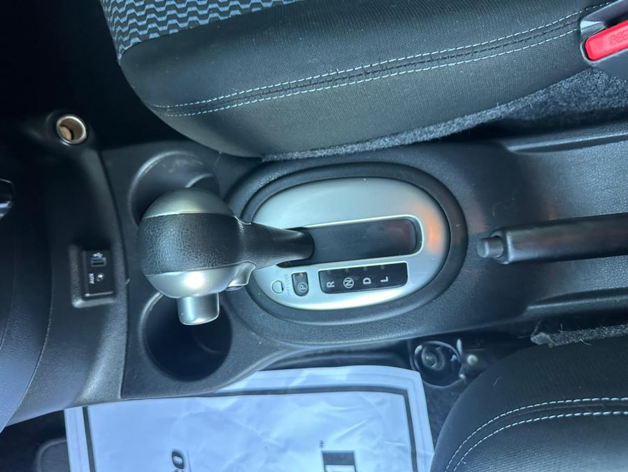 2017 Nissan Versa Note SV CVT photo