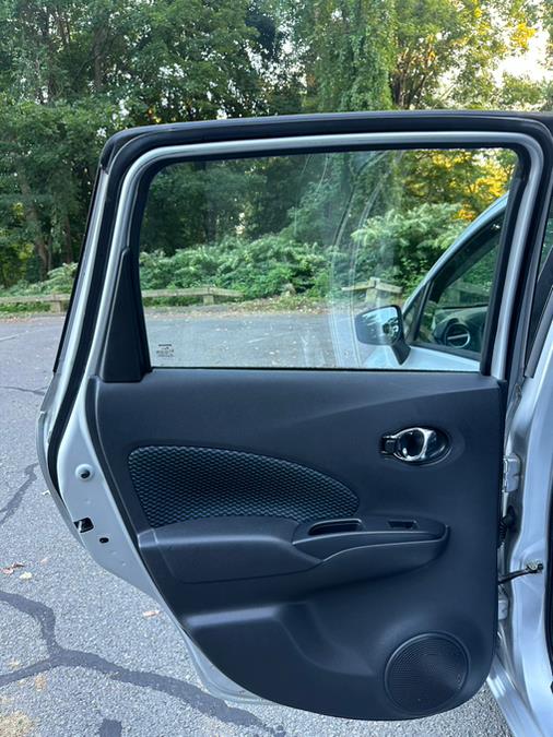 2017 Nissan Versa Note SV CVT photo