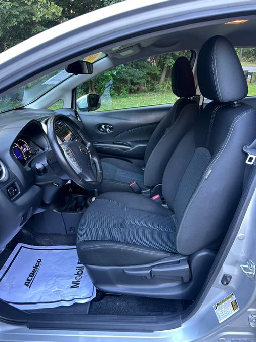 2017 Nissan Versa Note SV CVT photo