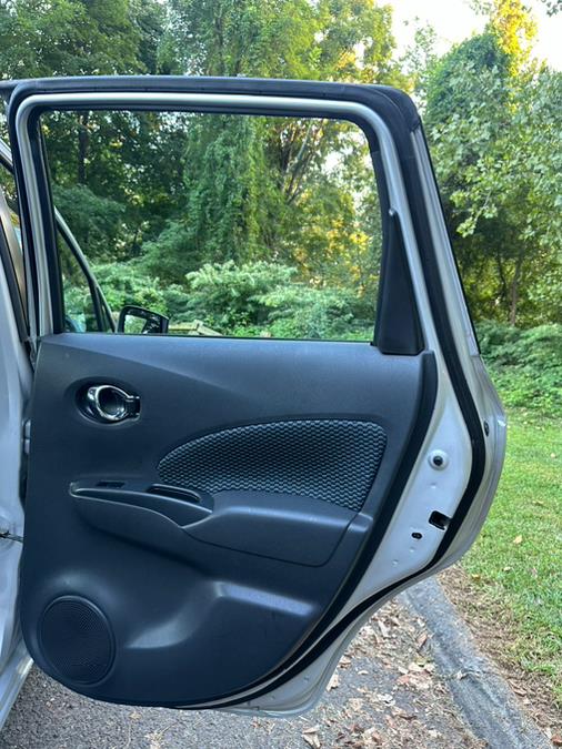 2017 Nissan Versa Note SV CVT photo