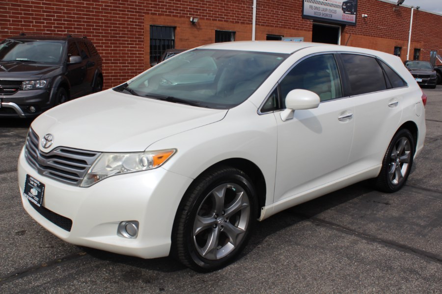 2011 Toyota Venza FWD V6 photo