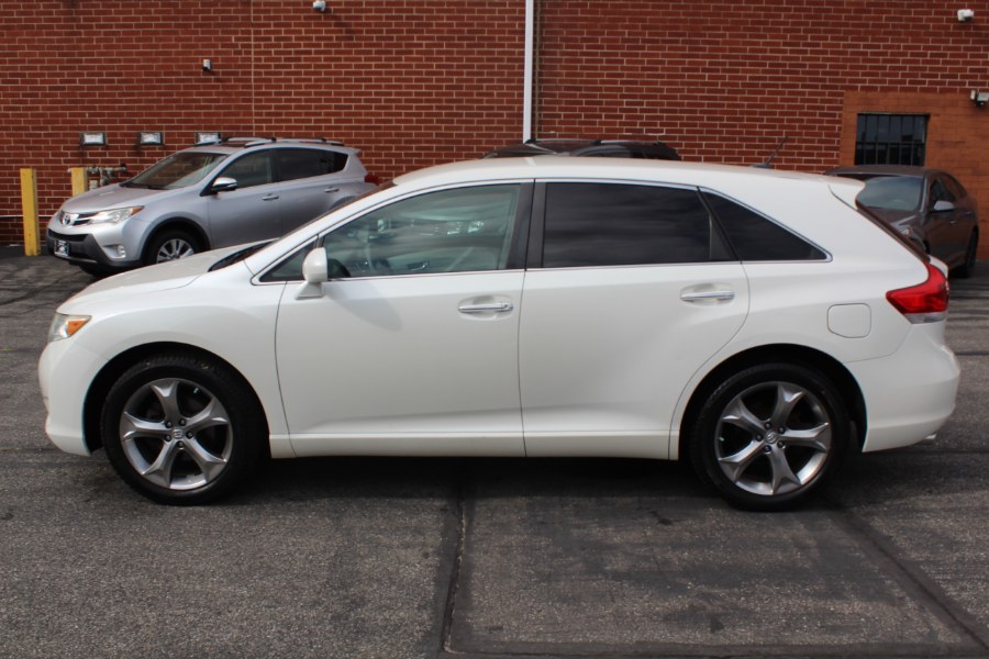 2011 Toyota Venza FWD V6 photo