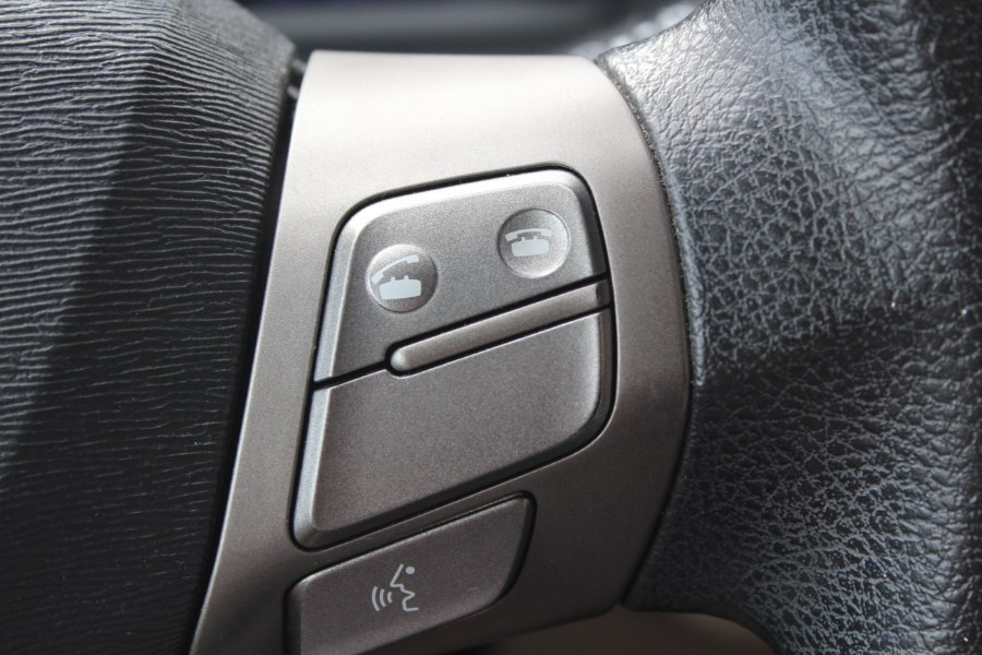 2011 Toyota Venza FWD V6 photo
