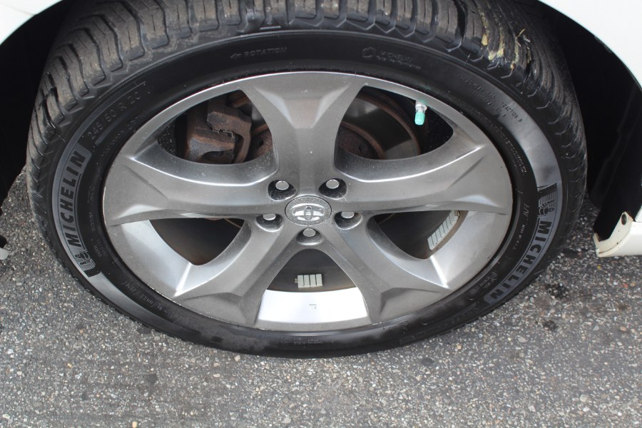 2011 Toyota Venza FWD V6 photo