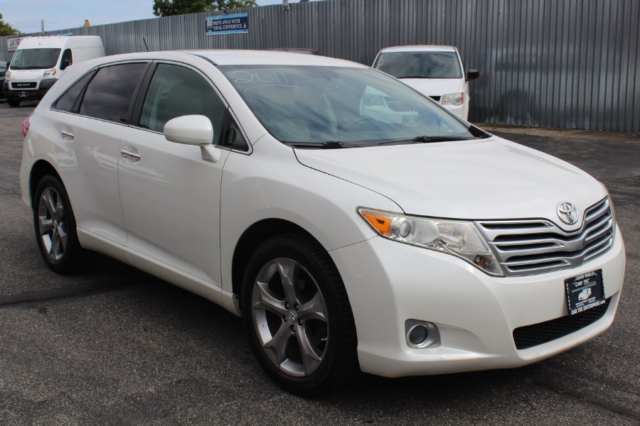 2011 Toyota Venza FWD V6 photo