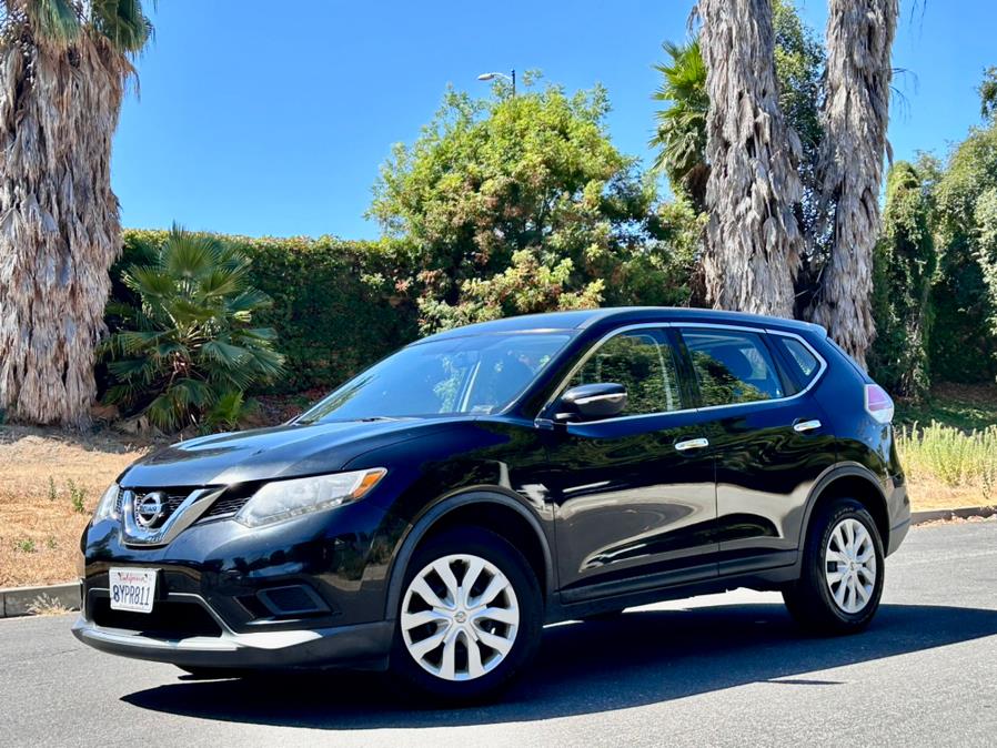 2015 Nissan Rogue FWD 4dr SV photo