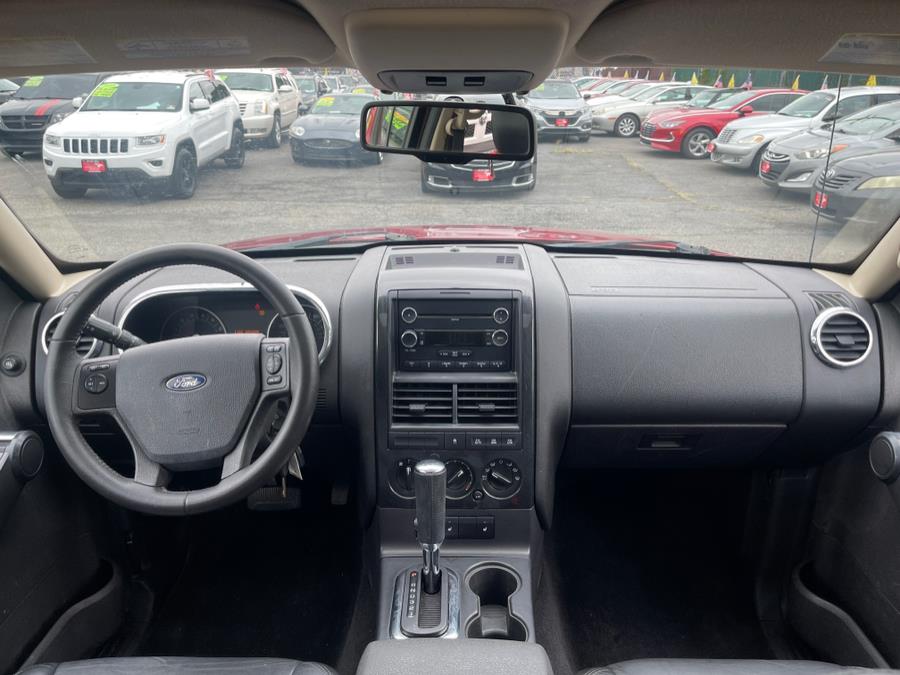 2010 Ford Explorer XLT photo