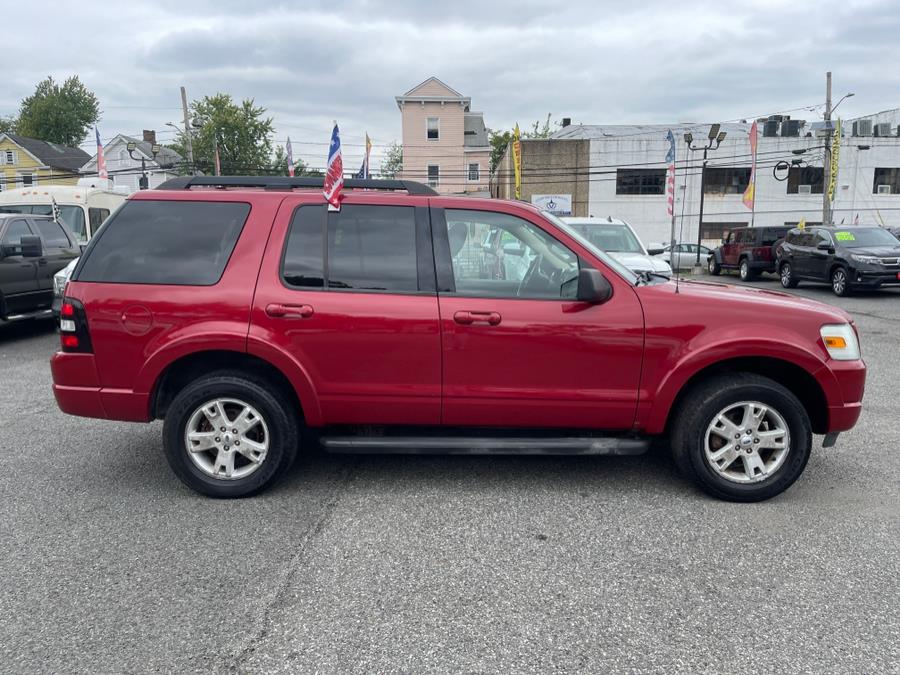 2010 Ford Explorer XLT photo
