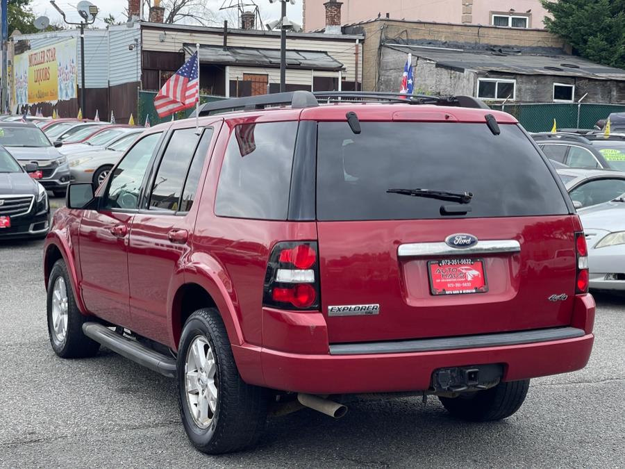 2010 Ford Explorer XLT photo