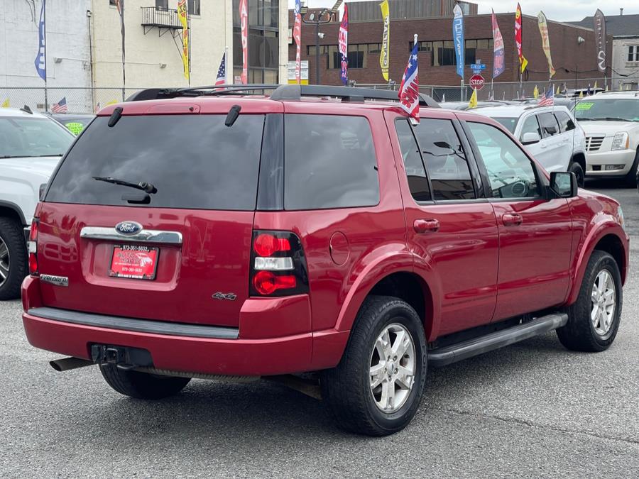 2010 Ford Explorer XLT photo