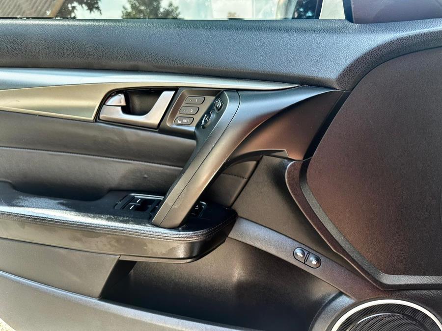 2010 Acura TL w/ Technology Package photo
