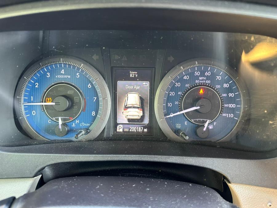 2019 Toyota Sienna L FWD 7-Passenger (Natl) photo