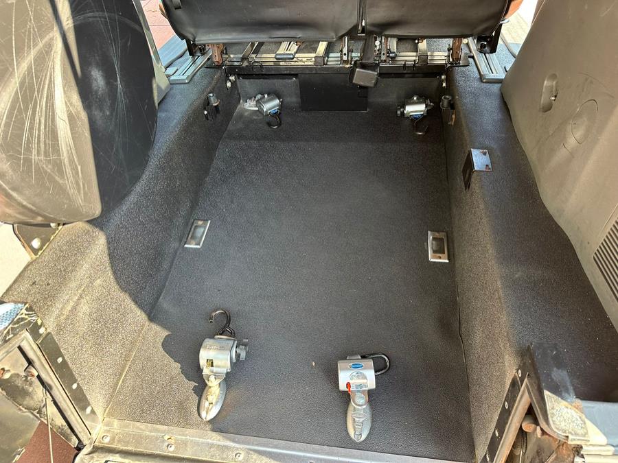2019 Toyota Sienna L FWD 7-Passenger (Natl) photo