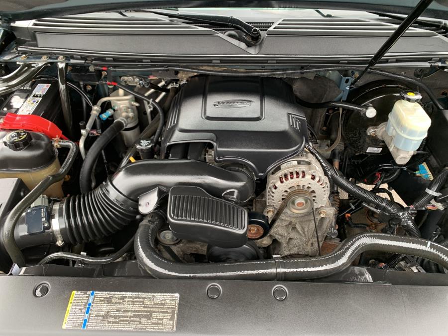 2009 GMC Yukon XL SLE 1500 photo