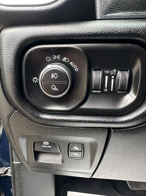 2019 RAM 1500 Big Horn/Lone Star 4x4 Quad Ca photo