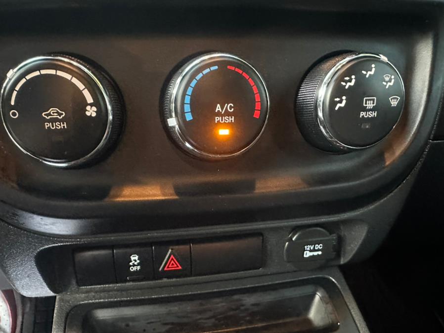 2015 Jeep Compass 4WD 4dr Sport photo