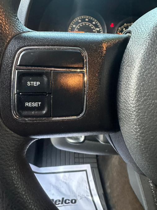 2015 Jeep Compass 4WD 4dr Sport photo