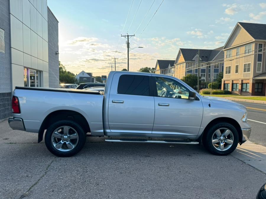 2017 RAM 1500 Big Horn 4x4 Crew Cab 5''7