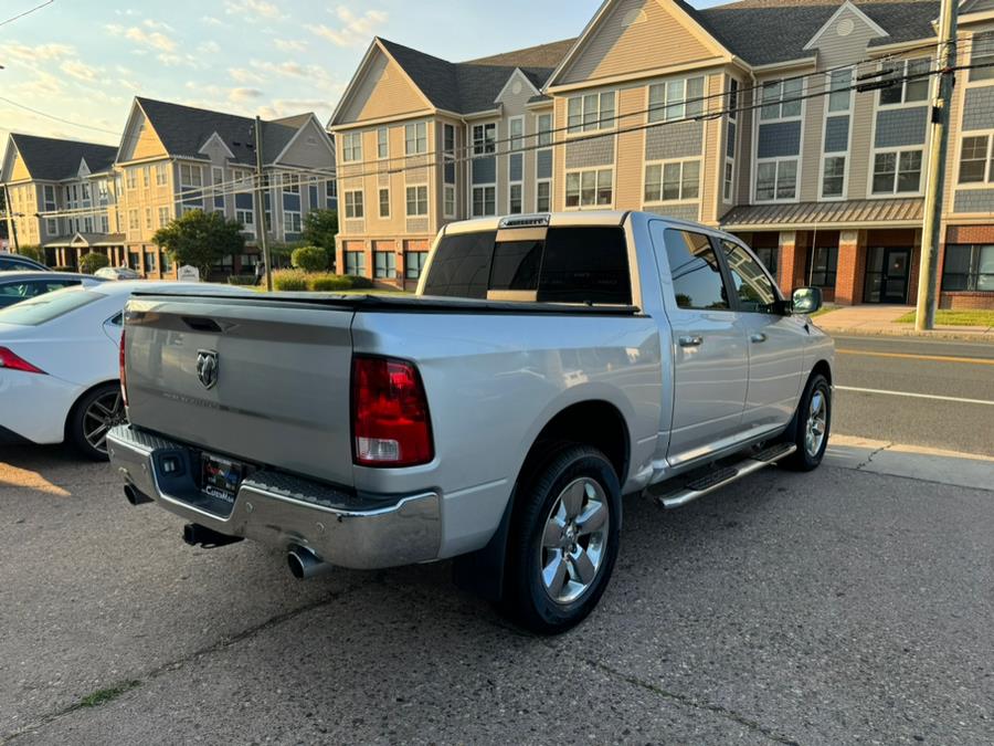 2017 RAM 1500 Big Horn 4x4 Crew Cab 5''7
