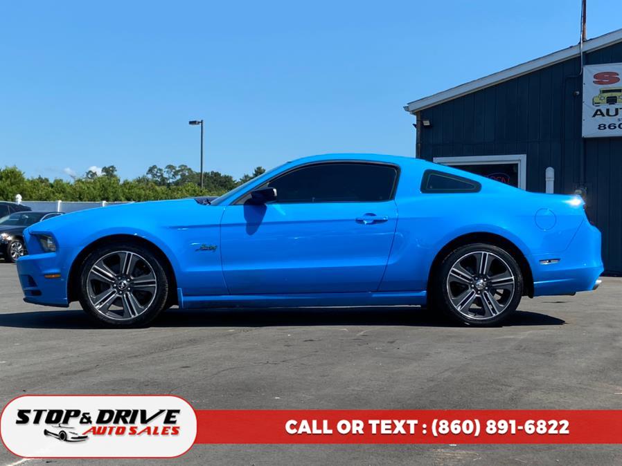 2014 Ford Mustang V6 photo