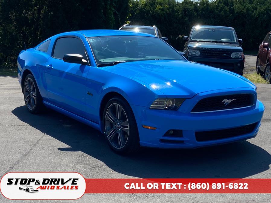2014 Ford Mustang V6 photo