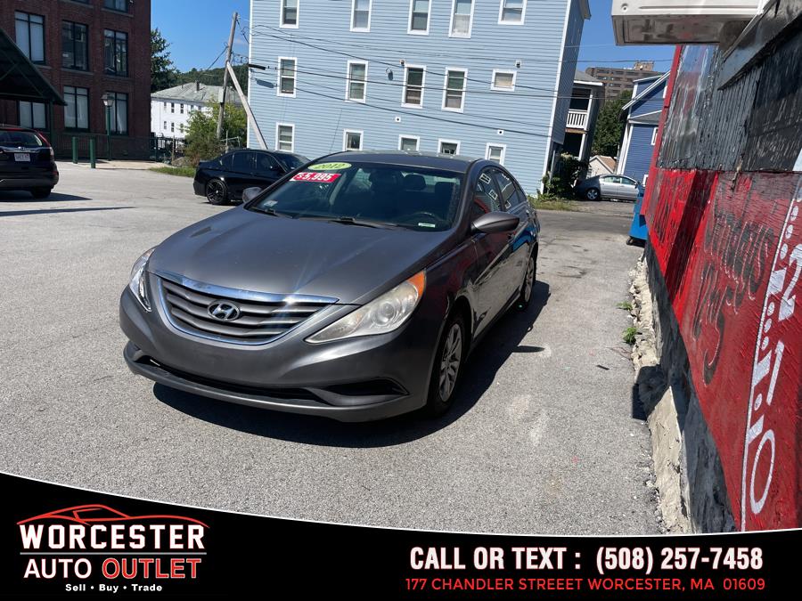 2013 Hyundai Sonata SE photo