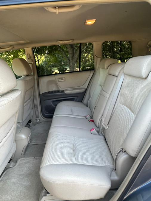 2004 Toyota Highlander photo