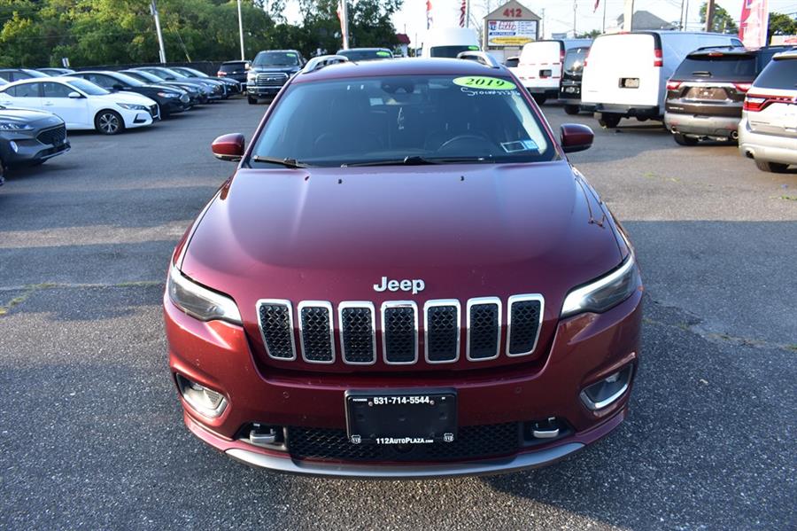 2019 Jeep Cherokee OVERLAND photo