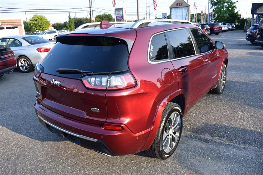 2019 Jeep Cherokee OVERLAND photo