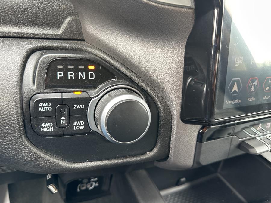 2020 RAM 1500 Big Horn 4x4 Quad Cab 6''4