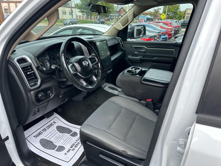 2020 RAM 1500 Big Horn 4x4 Quad Cab 6''4