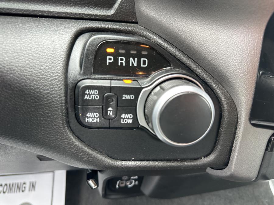 2020 RAM 1500 Big Horn 4x4 Quad Cab 6''4