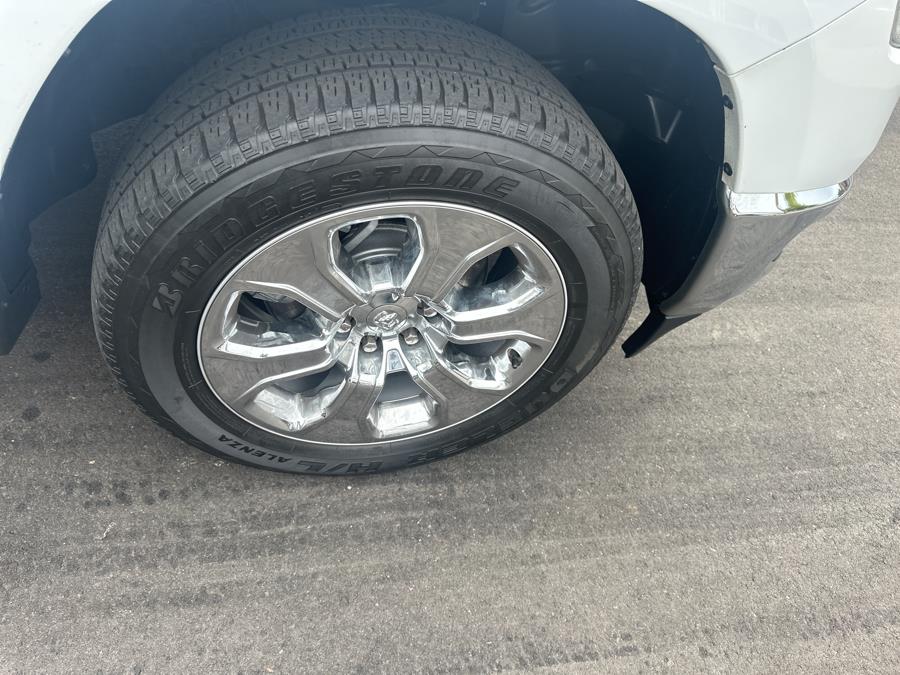 2020 RAM 1500 Big Horn 4x4 Quad Cab 6''4