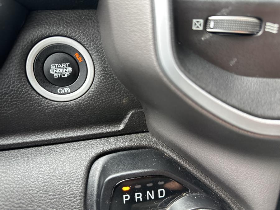 2020 RAM 1500 Big Horn 4x4 Quad Cab 6''4