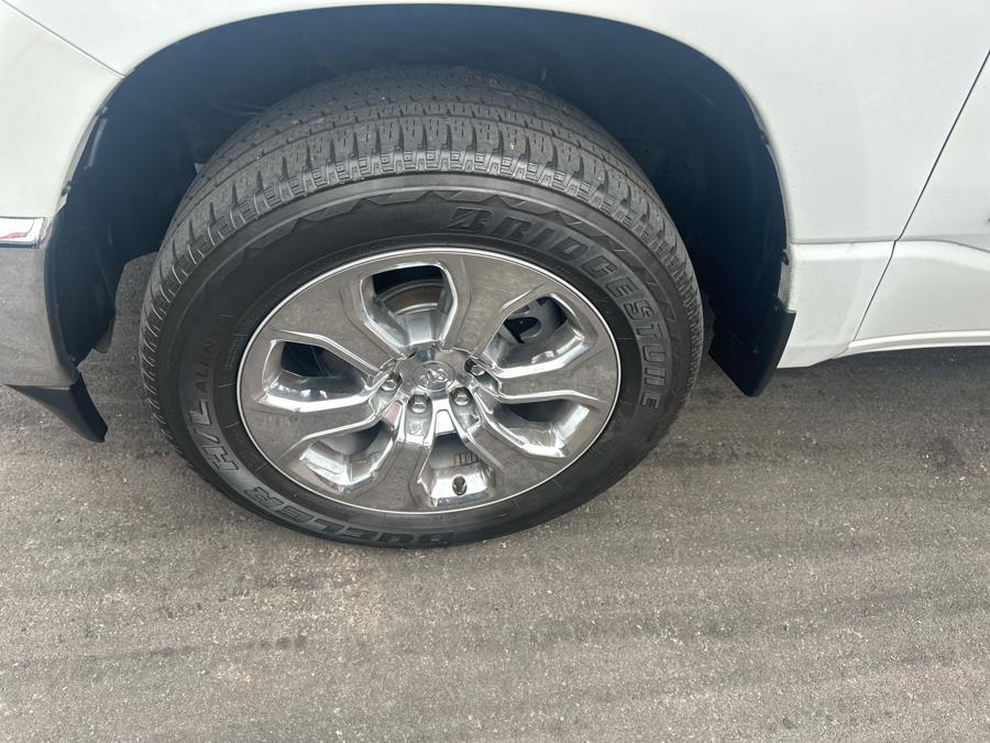 2020 RAM 1500 Big Horn 4x4 Quad Cab 6''4