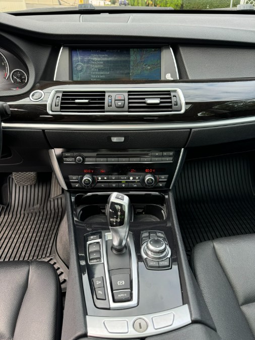 2011 BMW NSX 535i xDrive Gran Turismo photo